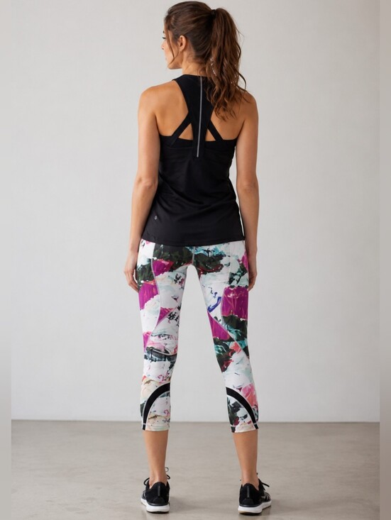 lululemon athletica Pants - Lululemon Run: Inspire Crop ll Leggings in Pigment Wave multi/black size 6